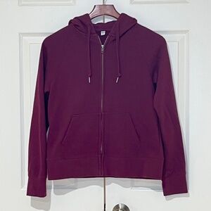 Uniqlo Burgundy Zip Hoodie Medium